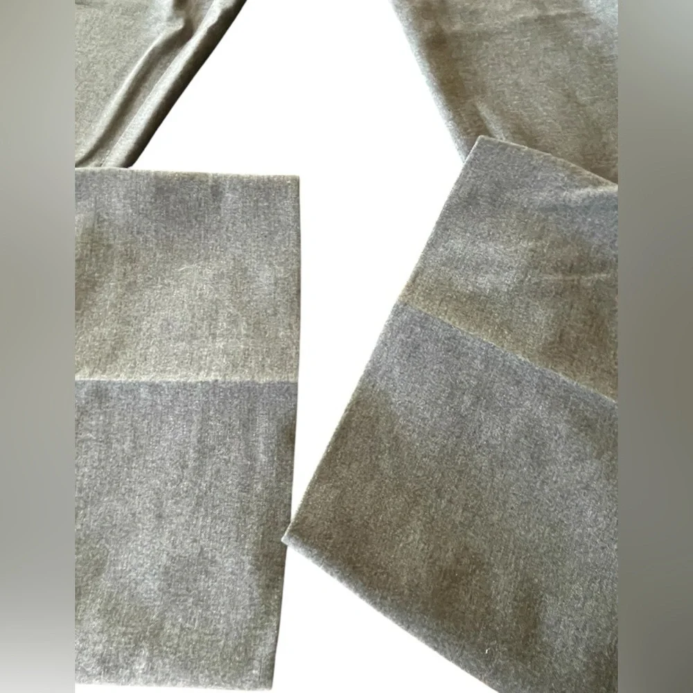 🩶Like New GAP Wool blend pants. 32x32 and soft! Rich Gray color